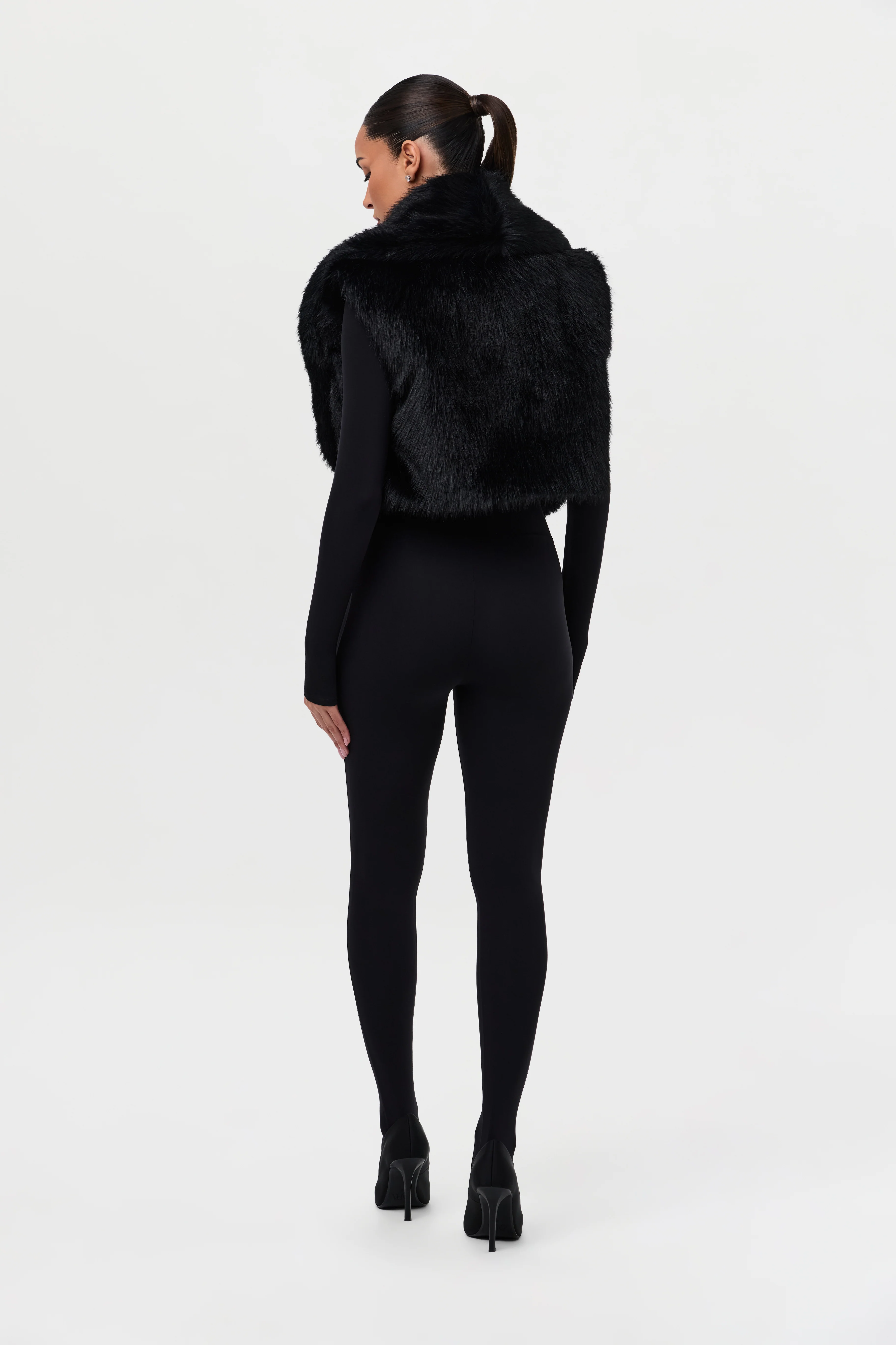Faux Fur Plush Vest - Image 17