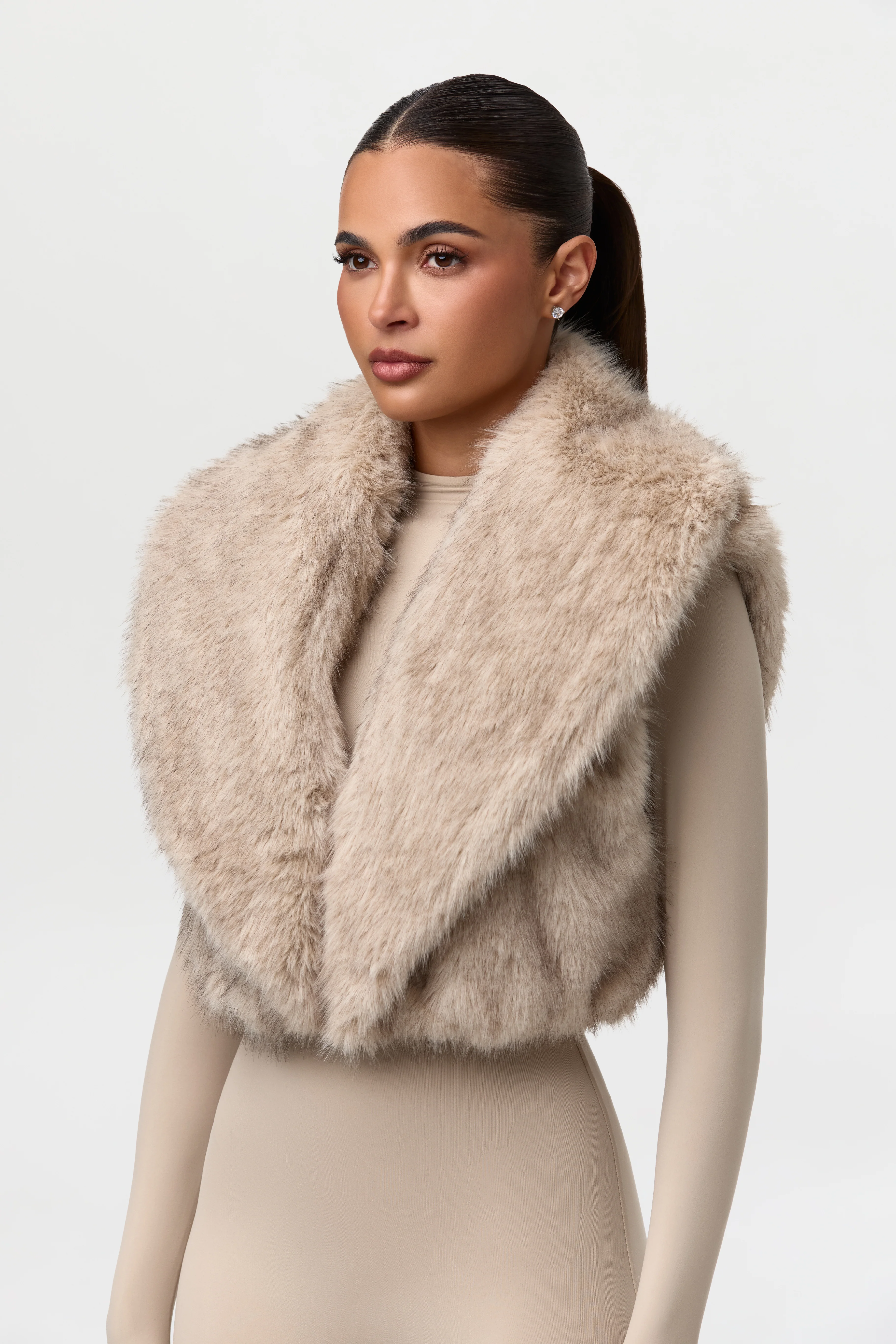 Faux Fur Plush Vest - Image 5