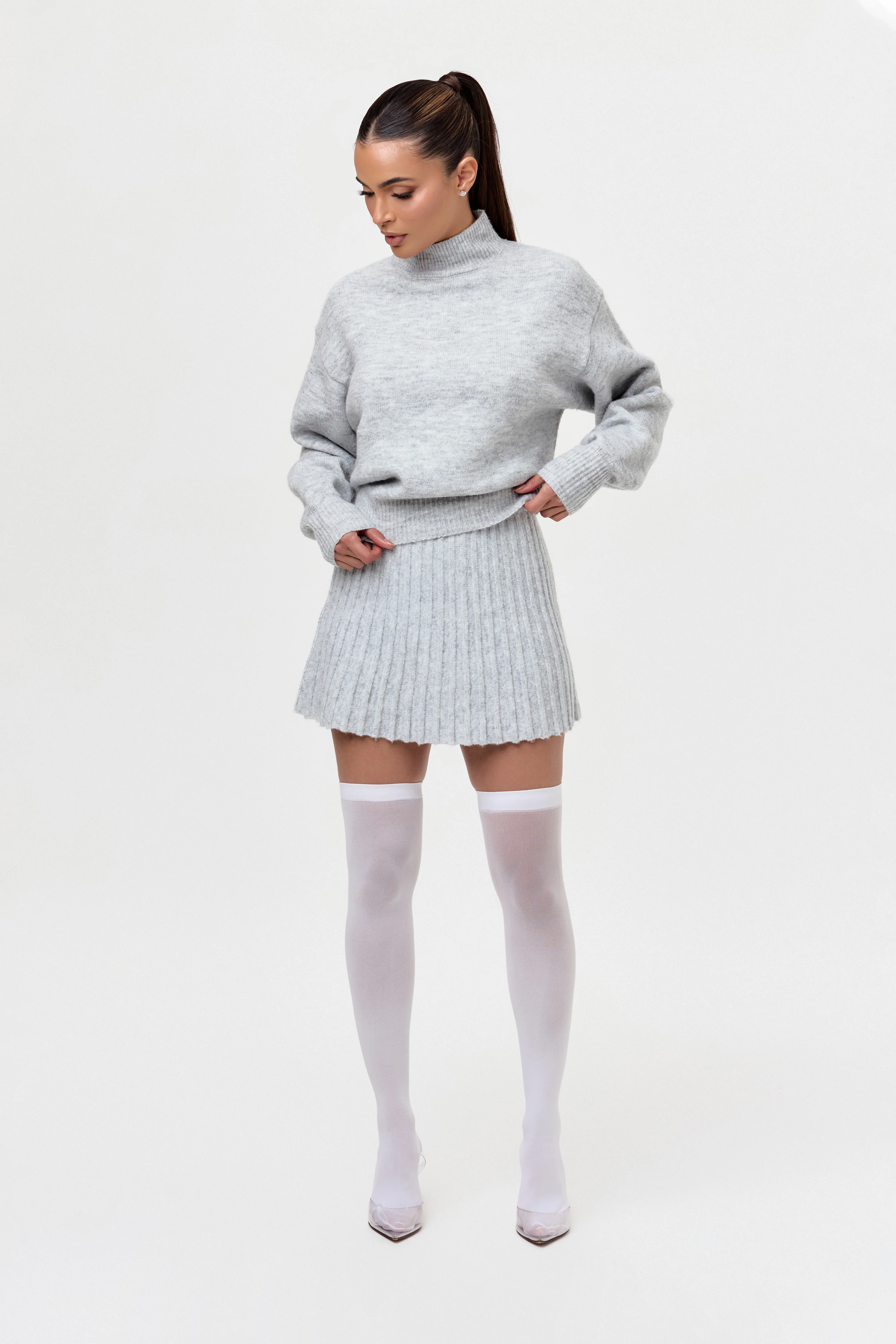 Pleated Knit Sweater Mini Skirt - Image 22