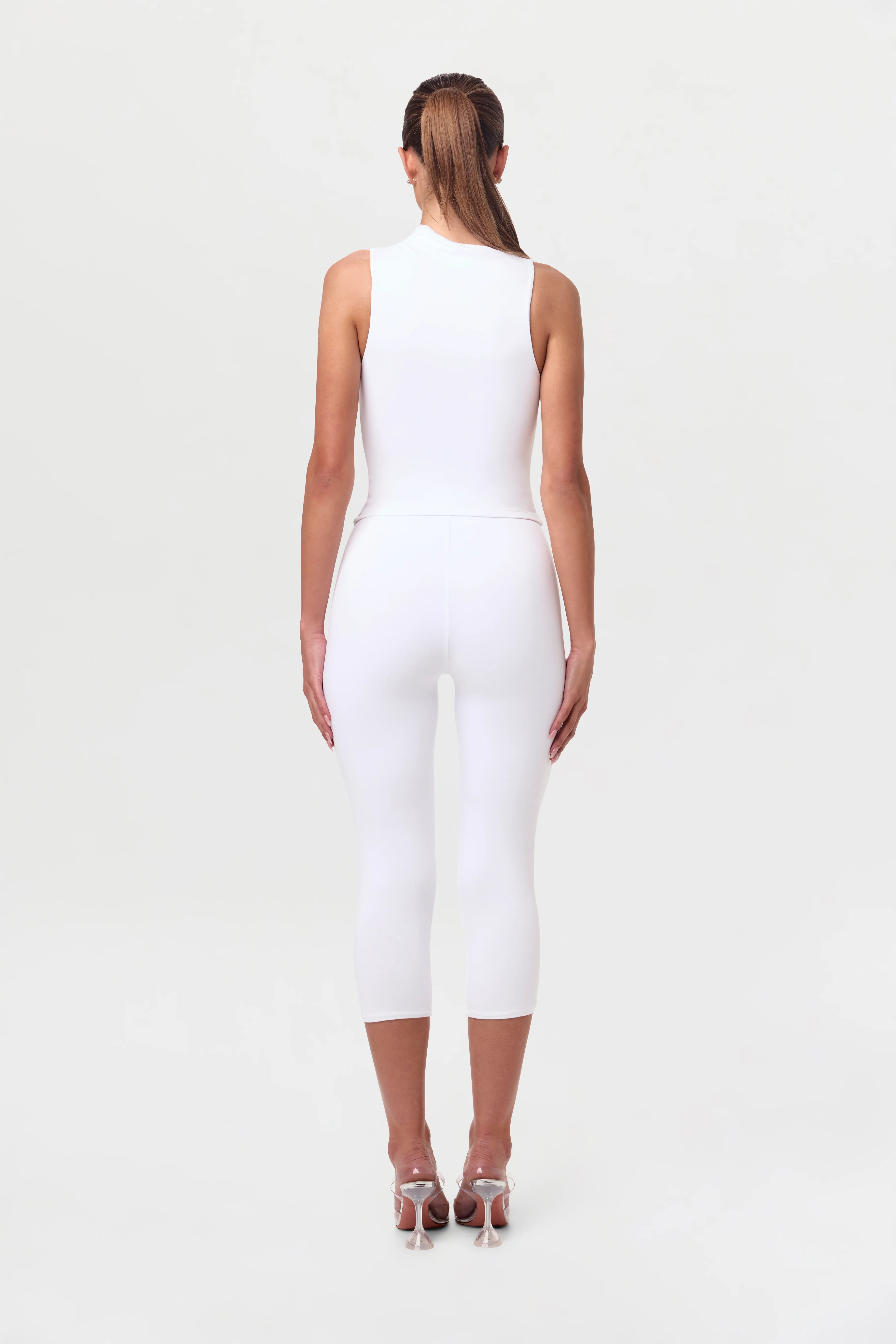 Smooth Sculpt Capri Legging - Image 25