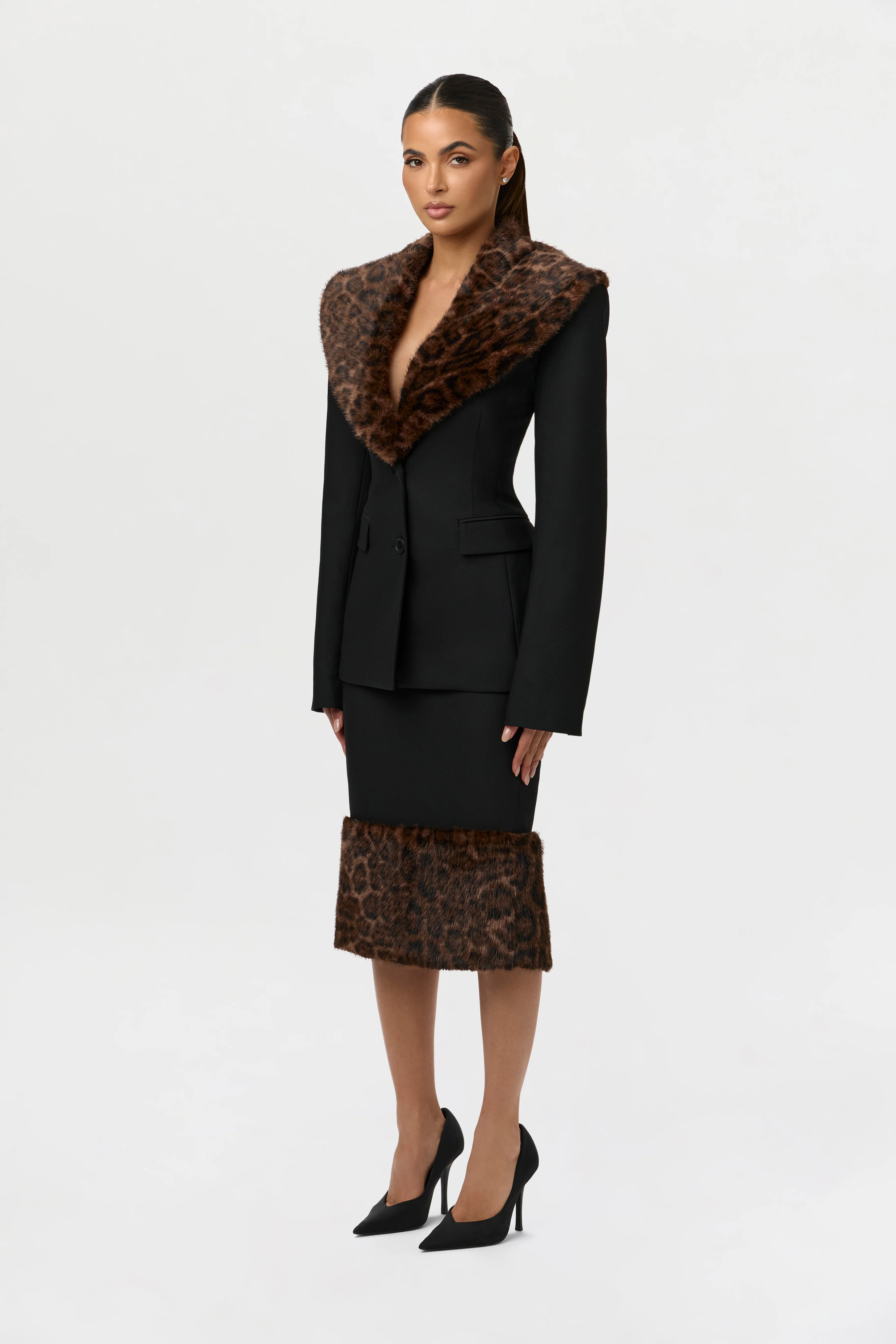 Suiting Jacket with Fur Collar - Image 6