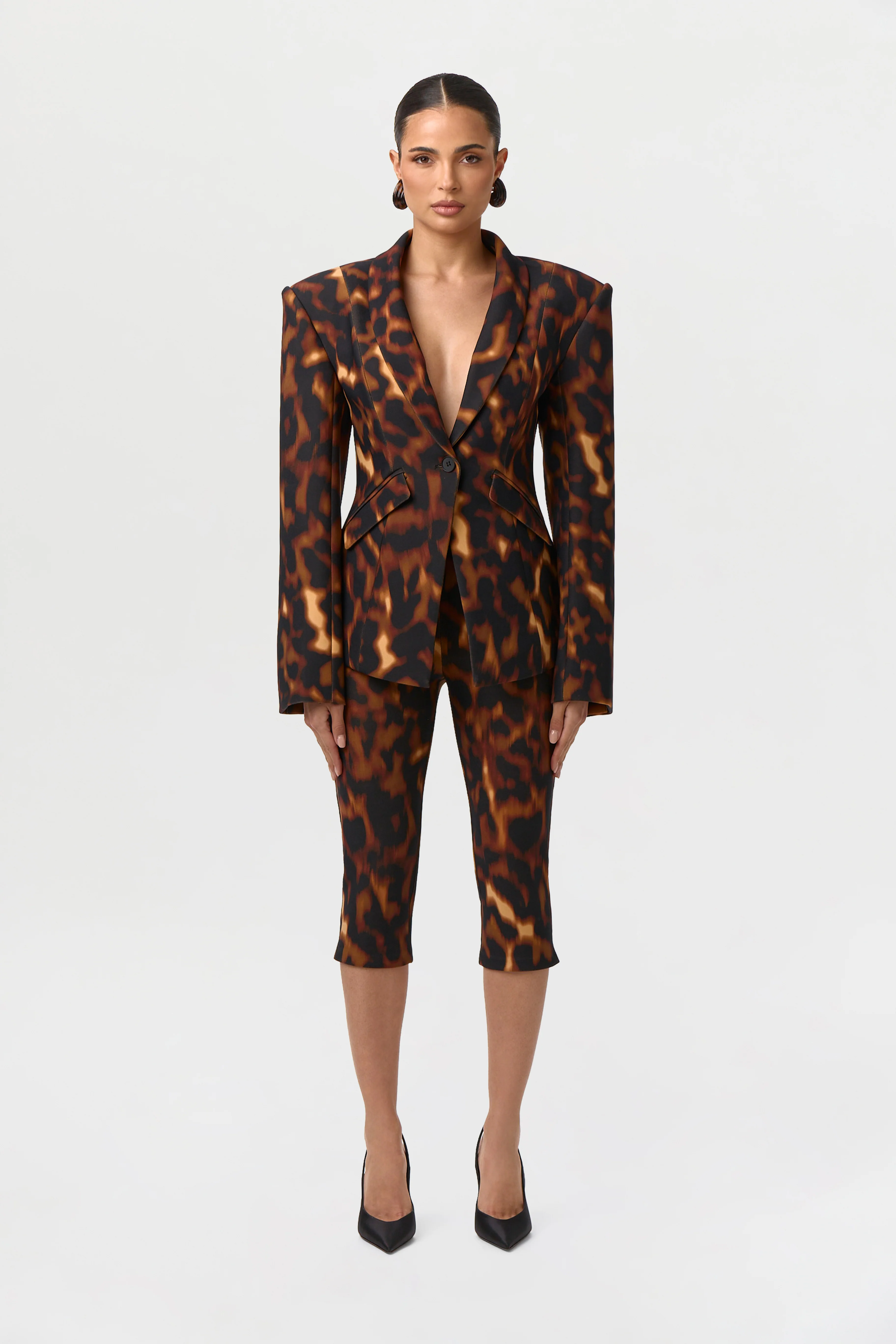 Suiting Tortoise Capri Pants - Image 3